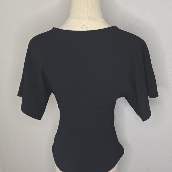 Express Chic Black Women's Blouse - Picture 3 of 7